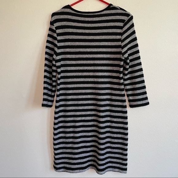 AMOUR VERT STRIPED NAVY SWEATER DRESS - Picture 5 of 8